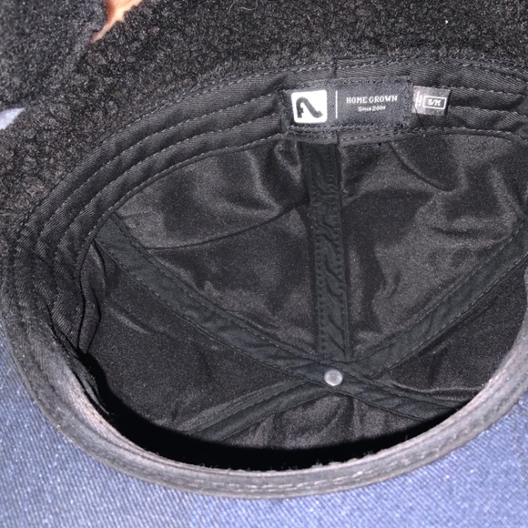 FLYLOW GEAR  walleye plaid blue black hat/ear flaps/S/M - Picture 3 of 4